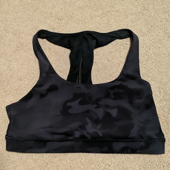 Lululemon Invigorate Bra *Medium Support B/C Cup - Picture 4 of 6